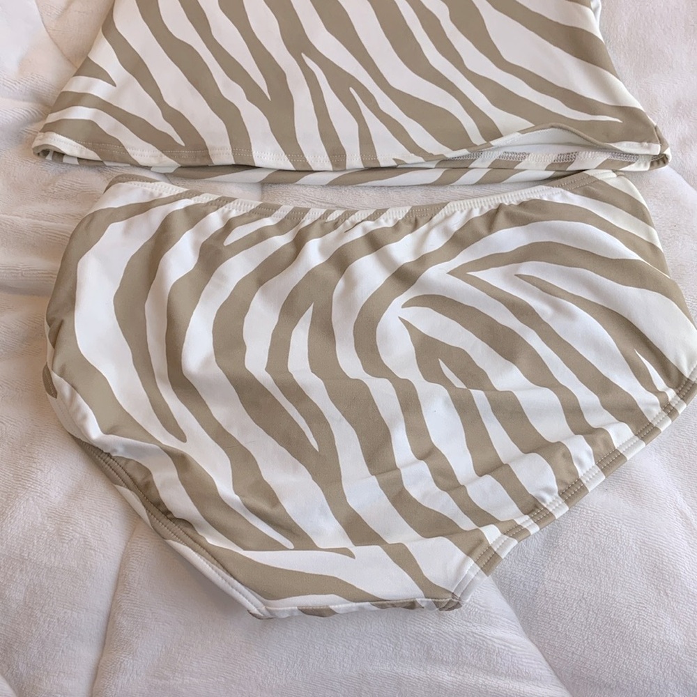 NWT Michael Kors Women Beige White Zebra Print Ring Swimsuit Bikini 2 Piece Set - Picture 8 of 13